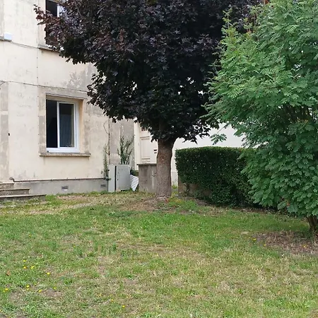 Le Nid Secret 5 Minutes A Pied De La Avec Place Parking Privée Apartamento