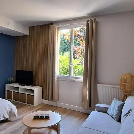 Le Nid Secret 5 Minutes A Pied De La Avec Place Parking Privée Apartamento