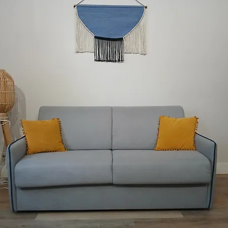 Le Nid Secret 5 Minutes A Pied De La Avec Place Parking Privée