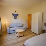 Le Nid Secret 5 Minutes A Pied De La Avec Place Parking Privée Le Havre