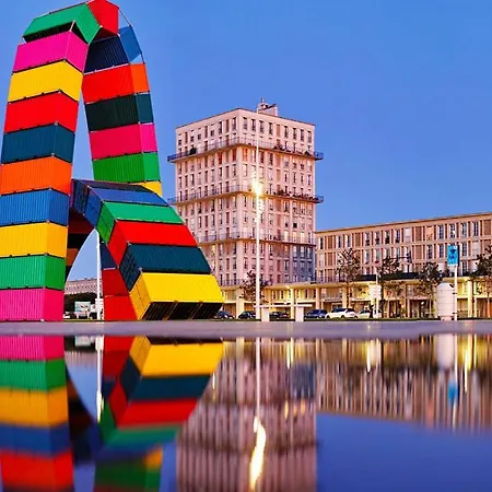 Le Nid Secret 5 Minutes A Pied De La Avec Place Parking Privée Le Havre