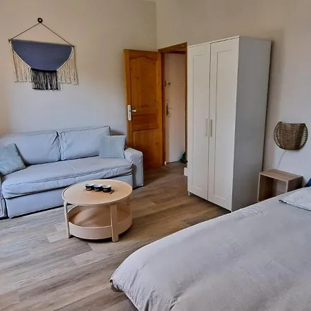 Le Nid Secret 5 Minutes A Pied De La Avec Place Parking Privée *