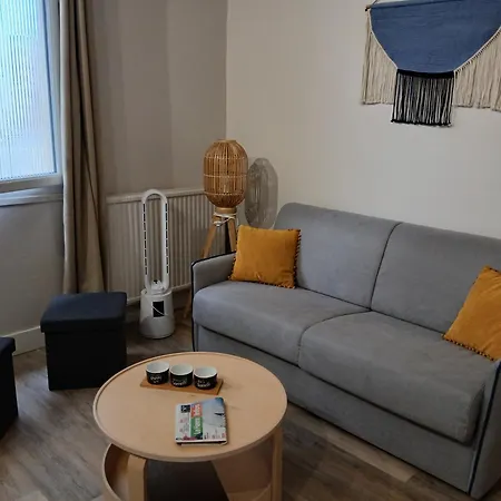 Le Nid Secret 5 Minutes A Pied De La Avec Place Parking Privée Le Havre