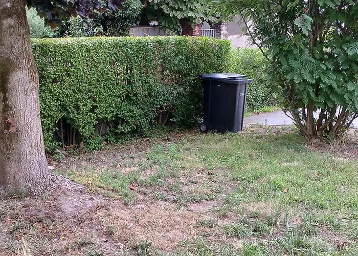 Appartement Le Nid Secret 5 Minutes A Pied De La Avec Place Parking Privée