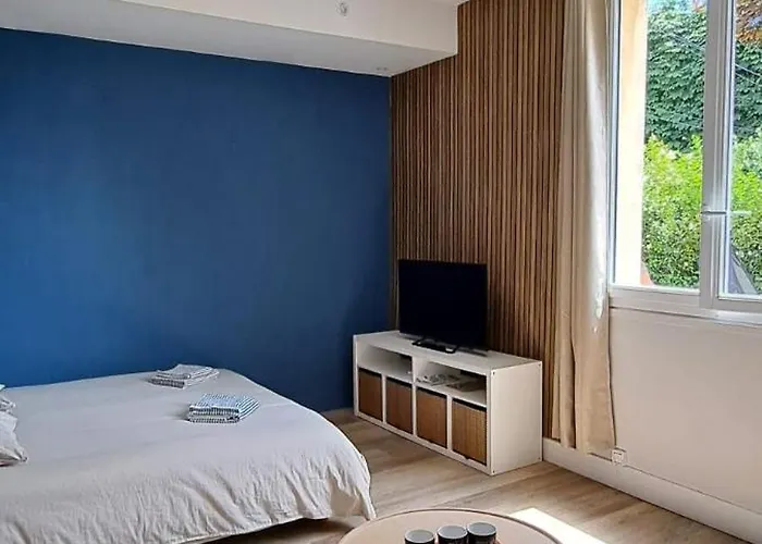 Le Nid Secret 5 Minutes A Pied De La Avec Place Parking Privée Appartement